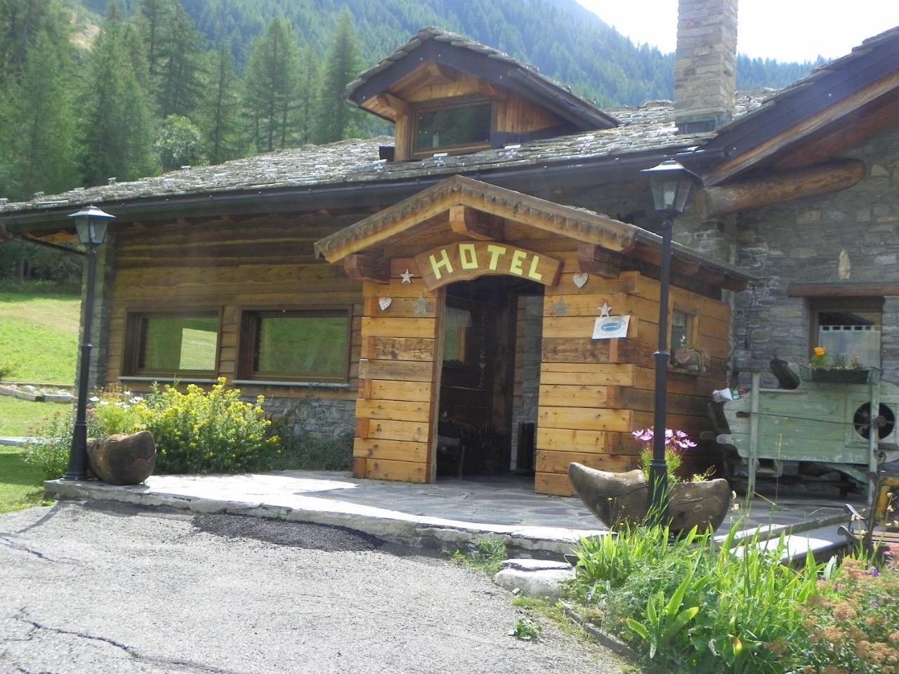 Hotel Les Granges ลาตุยเล ภายนอก รูปภาพ